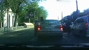Разборки на дороге в Краснодаре.