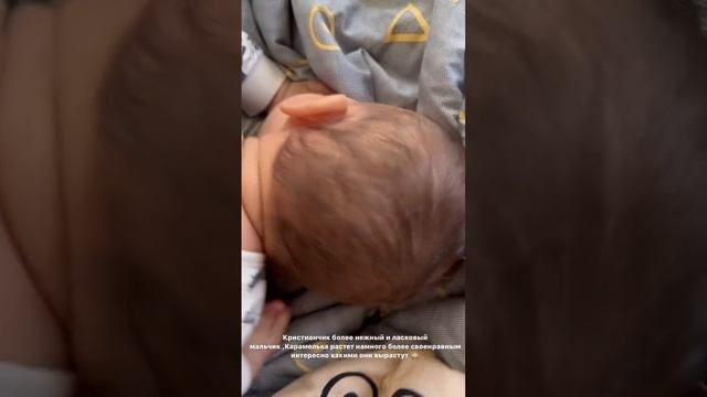 Нет денег на одежду? Юлия Ефременкова показала одного из сыновей в неприглядном виде