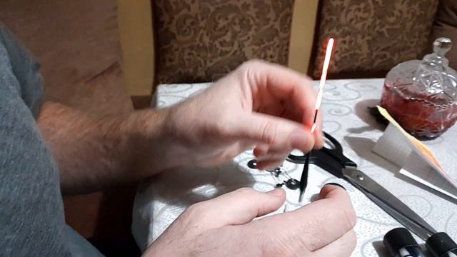 Светящиеся поплавки с изменением цвета при поклёвке. смотреть онлайн