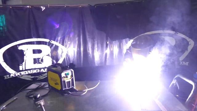 ESAB Miniarc Rogue 180i Stick Welder Unboxing and Review смотреть онлайн