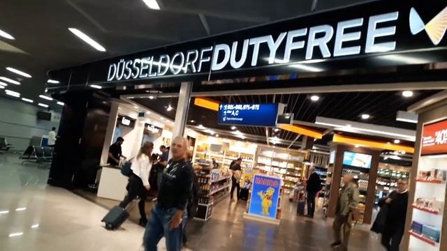 Dusseldorf International Airport Inside Short View|Dusseldorf Duty Free