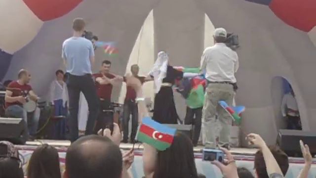 Город Радужный- День Дружбы (Азербайджан) смотреть онлайн