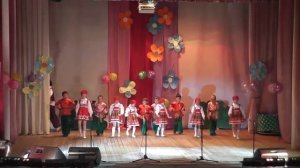 танец"По малину в сад пойдём"исп.Сухобузимский д/с №4 1.06.2016