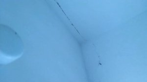 трещина в подъезде