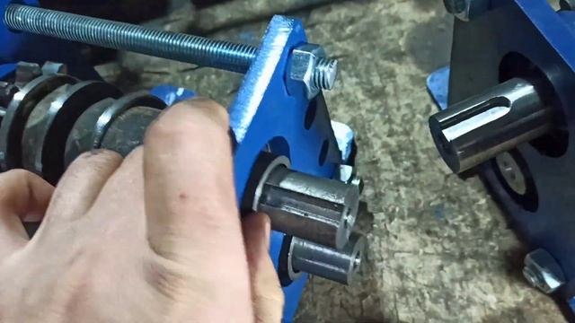 Срочно! Новогодняя акция! Ролики для профильной трубы 25х25 " косичка" в подарок! смотреть онлайн