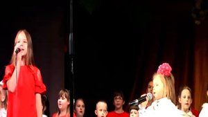"Бабушка и дедушка самые родные" - исп.. детская вокально - эстрадная студия "Мечта"
