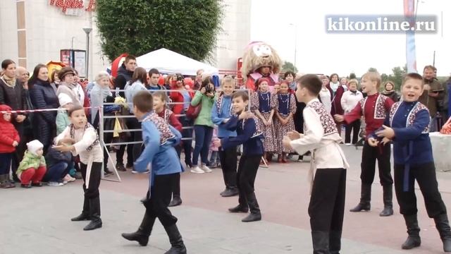 Городской праздник "Мало лета" смотреть онлайн