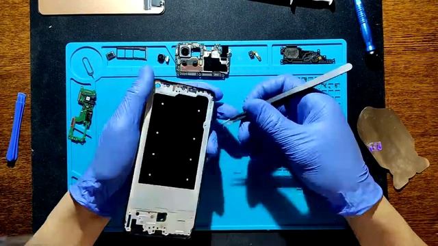 замена экрана на realme 8 pro