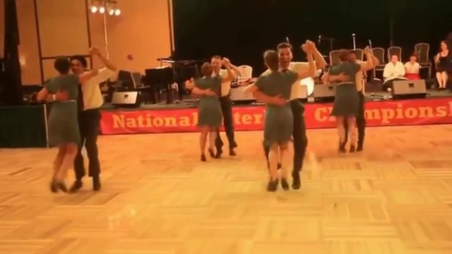Бешенные танцы под Кавказскую