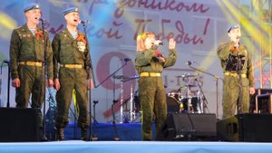 Выступление ансамбля "Крылатая пехота", Рязань 9 мая 2017 года.