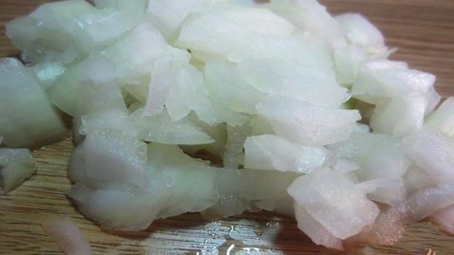 Скумбрия запеченная с овощами и лимоном