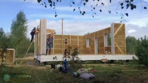 Посмотрите как за 54 секунды мы поднимаем стены соломенного дома | Монтаж стен соломенного дома