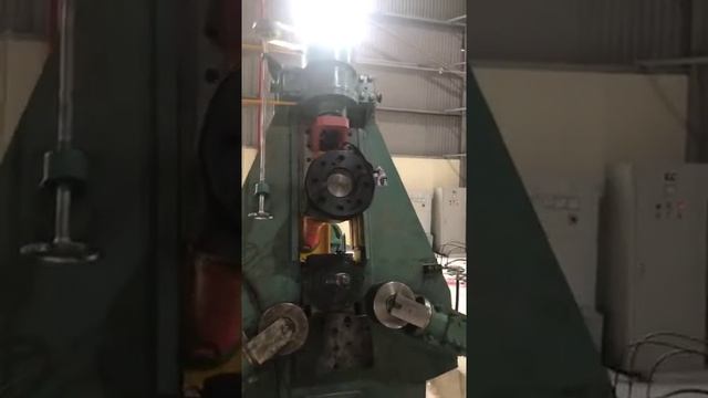 Кольцераскатной  стан, серия D51