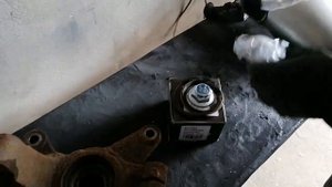 Замена переднего ступичного подшипника мазда 626