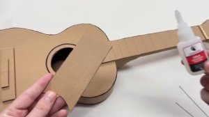 CÓMO HACER UNA GUITARRA DE CARTÓN