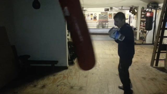 Rhondda ABC boxer on punchbag workout for Welsh ch смотреть онлайн