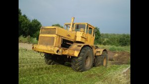 Soviet tractor K-701 silage /// К-701 сенаж