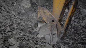 Работа на экскаваторе Komatsu PC 4000