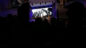 Песня первой любви