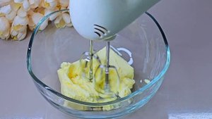 4НАКАНУНЕ 8 МАРТА ПРОДАЕМ ТАКУЮ ВКУСНЯТИНУ ПО 100ШТ В ДЕНЬ. КУСОЧЕК БУКВАЛЬНО ТАЕТ ВО Р