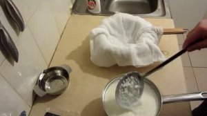 Как сделать творог дома. Просто  быстро. Полный видеорецепт от А до Я.