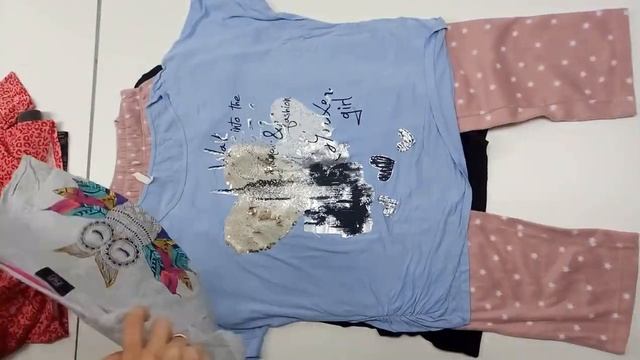 Мешок № 1091211 Одежда для дома и сна Крем + Экстра. Арт 3082. Вес 32,6 кг. Кол-во 152 шт смотреть онлайн