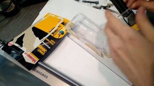 Ремонт петли ультрабука Samsung NP530