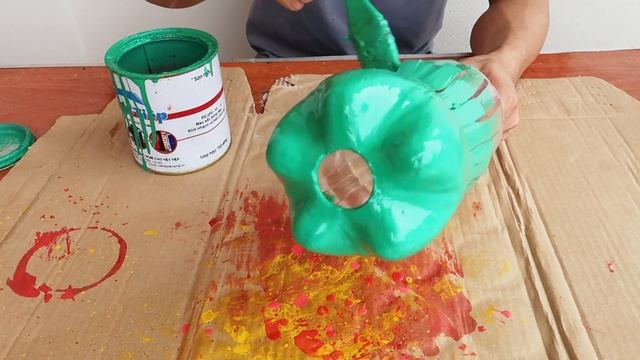 Great With Lantern Flower Pots Made From Waste Plastic Bottles смотреть онлайн