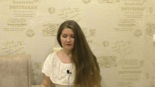 Внешность может меняется несколько раз в день. Человек сам себя воспроизводит смотреть онлайн