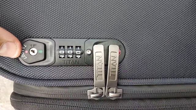 Как открыть чемодан tsa007. Как открыть чемодан. открыть чемодан remowa. как открыть чемодан фирмы фабретти.