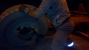 БУДНИ АВТОКРАНОВЩИКА / КАК СНЯТЬ ПРИКИПЕВШЕЕ КОЛЕСО