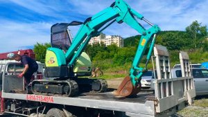 Японский экскаватор Янмар В2-5 продажа