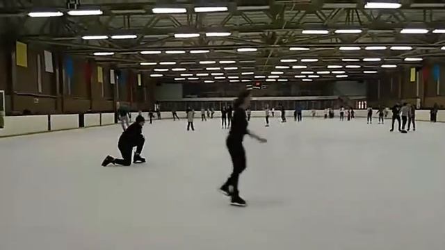 RUSSIA ТОЛЬЯТТИ СЕАНС МАССОВОГО КАТАНИЯ СПОРТКОМПЛЕКС КРИСТАЛЛ -YOUTUBE смотреть онлайн