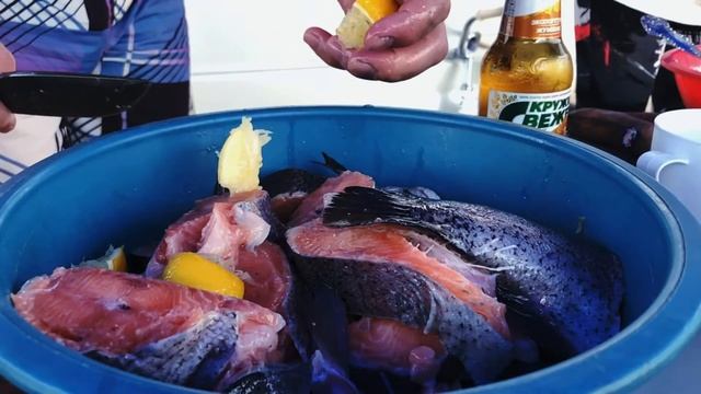 Форель на углях с лимонами | Grilled Trout with Lemon