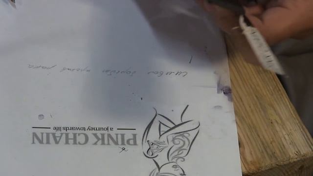 Сувенир из дерева. Символ борьбы против рака. Awareness ribbon. смотреть онлайн