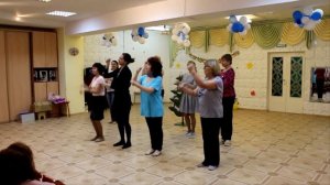 "Танец поросят" муз. и сл. А.Бобровой, вокал Ю.Селивёрстовой