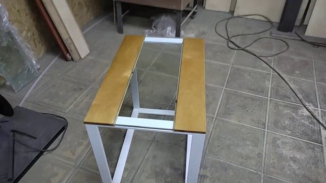 Прикроватный столик ЛОФТ со стеклянной вставкой смотреть онлайн