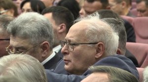 В Самаре Дмитрий Азаров провел расширенное заседание областного правительства