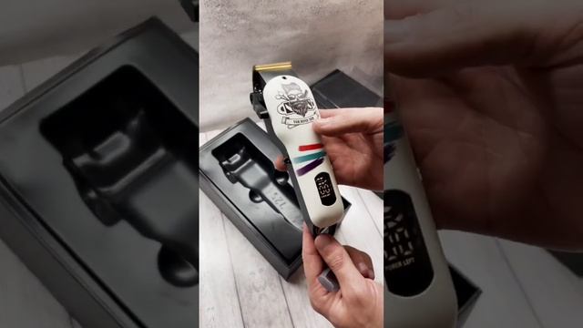 Машинка для стрижки VGR V-699 professional смотреть онлайн