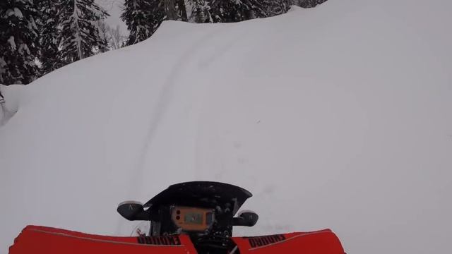 Сноубайк стая в Абхазии смотреть онлайн