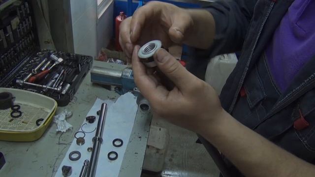 Ремонт рулевой рейки на Mitsubishi Lancer . Ремонт рулевой рейки на Mitsubishi Lancer в СПБ . смотреть онлайн