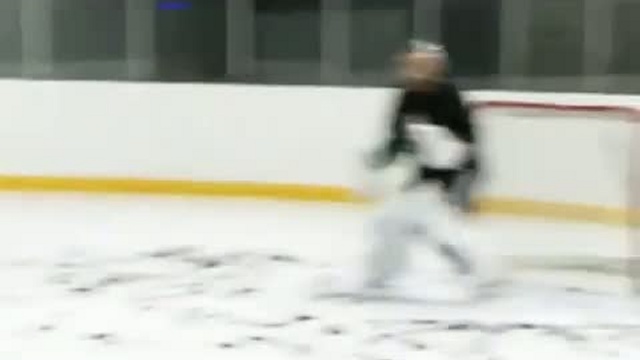 тренировка вратаря ))