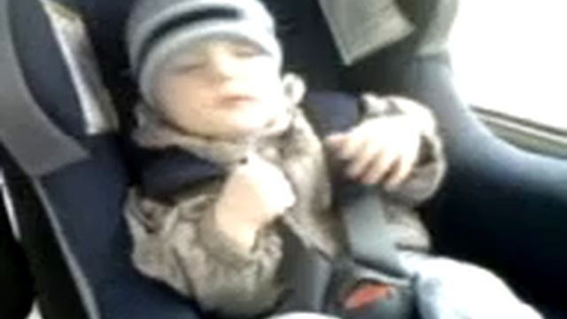 Ребенок в машине прикол смотреть онлайн