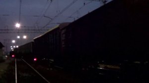 ВЛ10-1813 с грузовым поездом:)