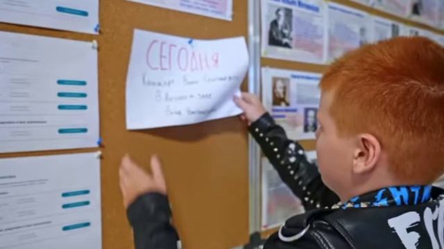 НОВАЯ РУБРИКА! "БАТЛЫ КЛИПОВ"?️ (3 выпуск) Кто лучше? Ms⭐ VS Vs? "Плачу" или "Девочка не плачь"?❤