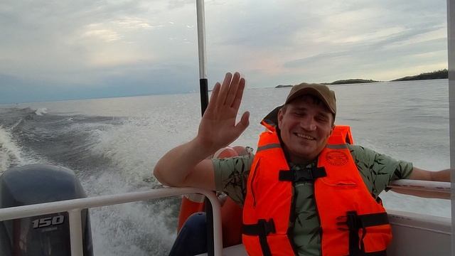 В Карелии на катере