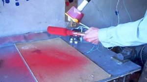 флокирование бутылки красным флоком