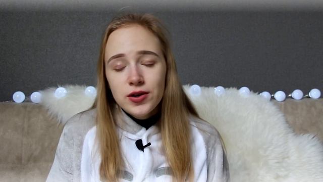 ЗАПРЫГИВАЛА В ЕДУЩИЙ ПОЕЗД смотреть онлайн