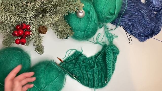 Вязальный влог 1/22: вяжу зелёный джемпер, летний процесс и пряжа