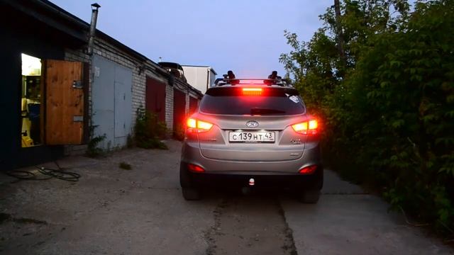 Стоп-сигналы в пятой двери Hyundai ix35 смотреть онлайн